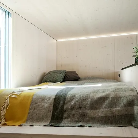 Hetke Living Vanasadam
